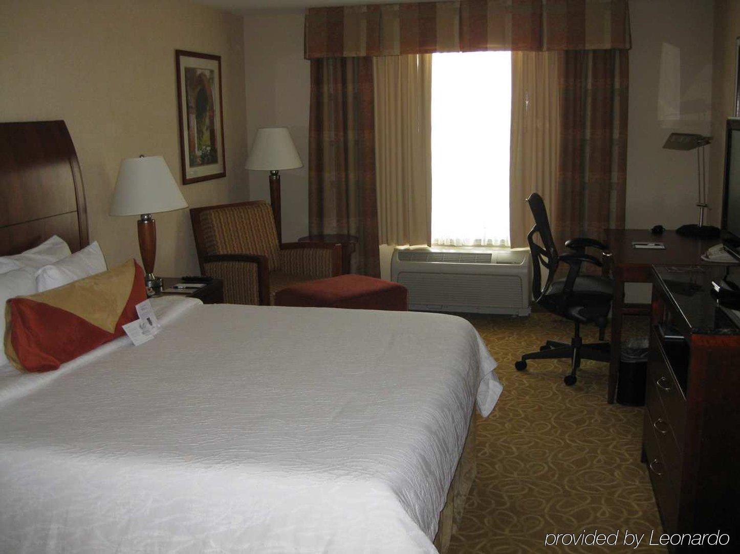 Hilton Garden Hotel 3*