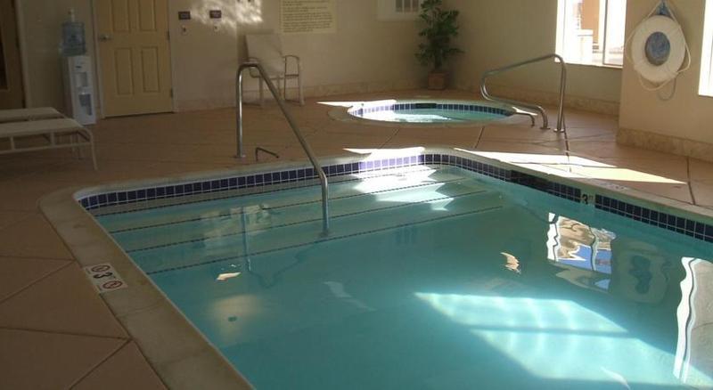 Hotel Hampton & - West, Nv Reno