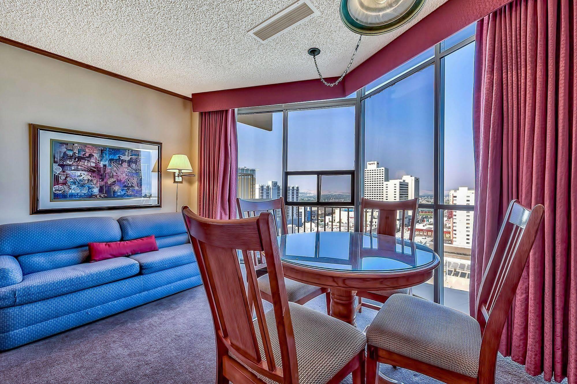 Plaza Club 3* Reno