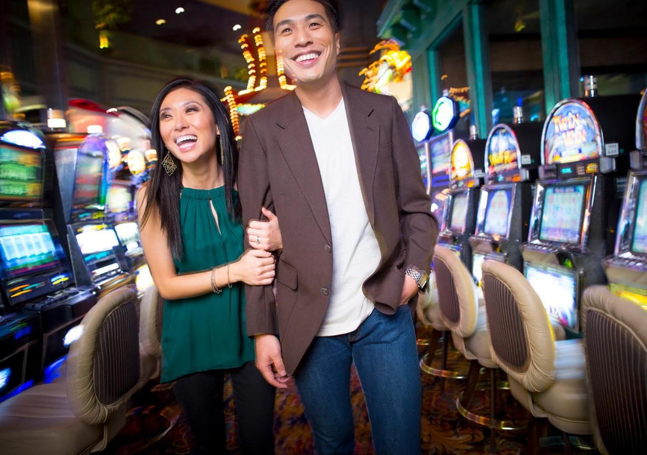 Silver Legacy Casino At The Row 4* Reno