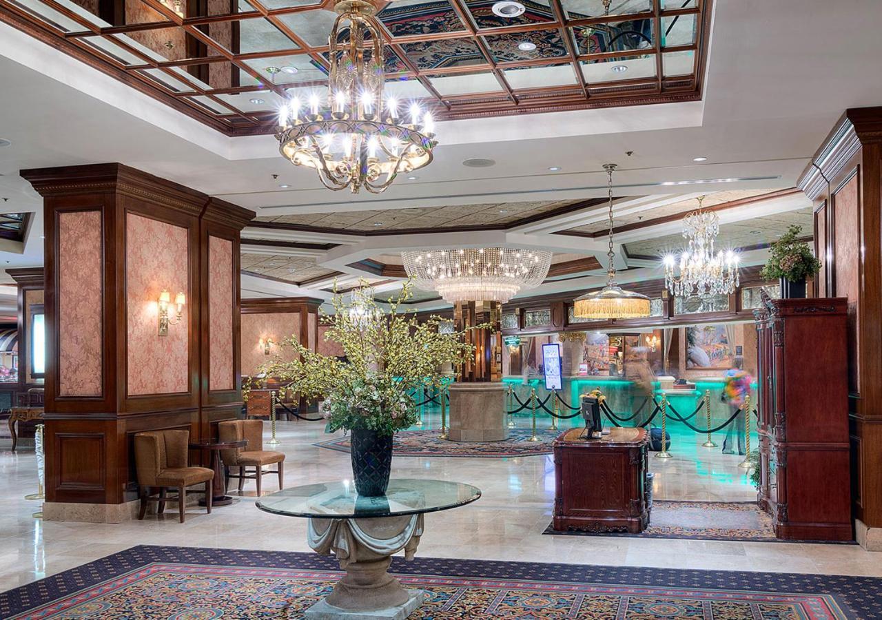 Resort Silver Legacy Casino At The Row 4*
