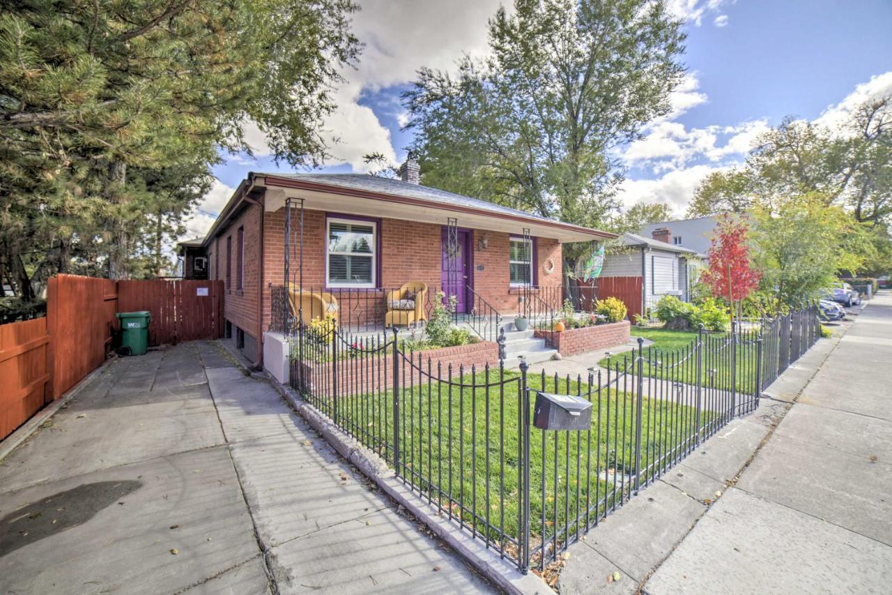 Holiday home Enchanting Retreat With Deck Walk To Midtown! *