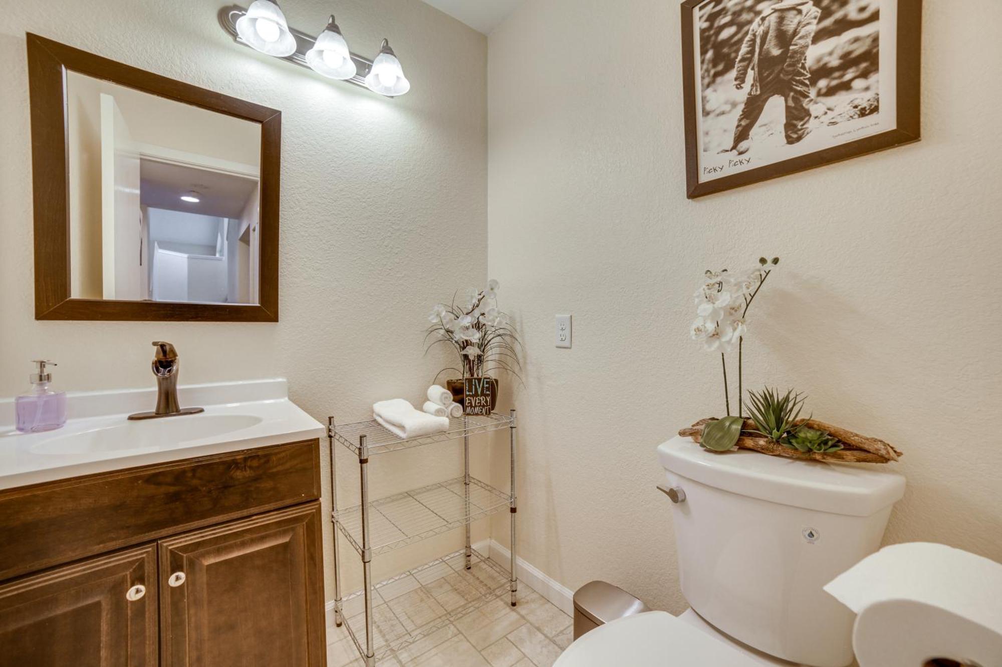 Holiday home Getaway With Spacious Patio And Grill! Reno