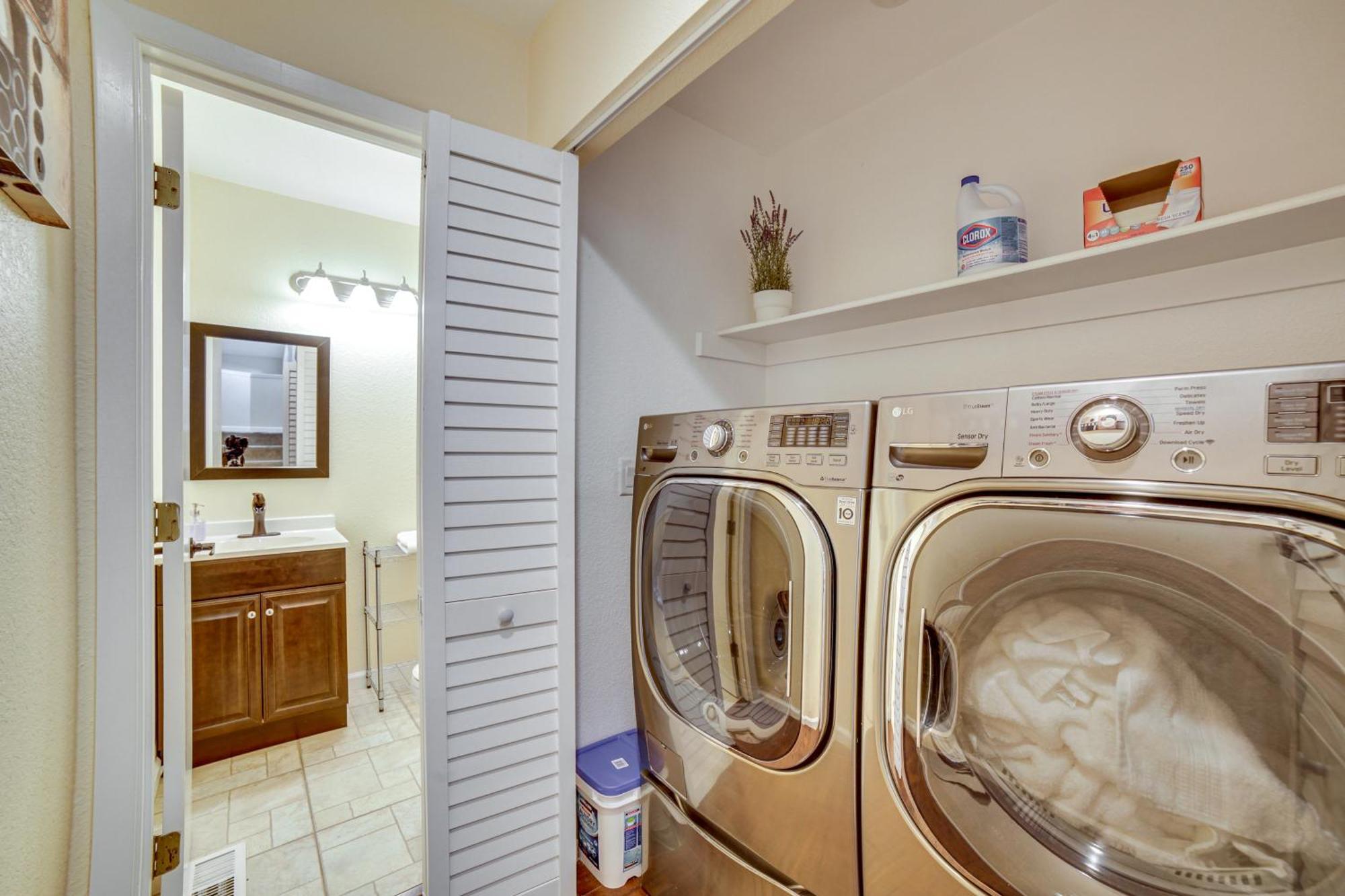 Getaway With Spacious Patio And Grill! Holiday home Reno