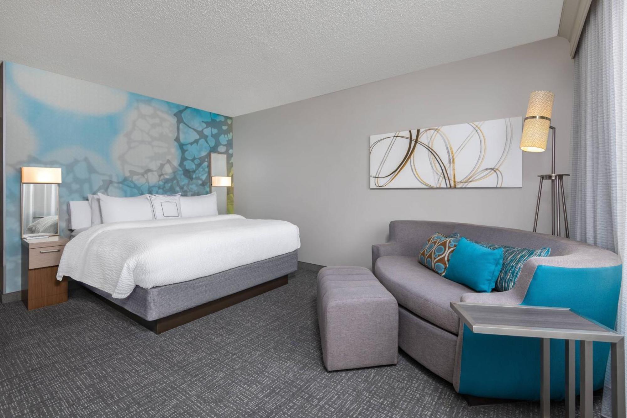 Courtyard By Marriott 3*