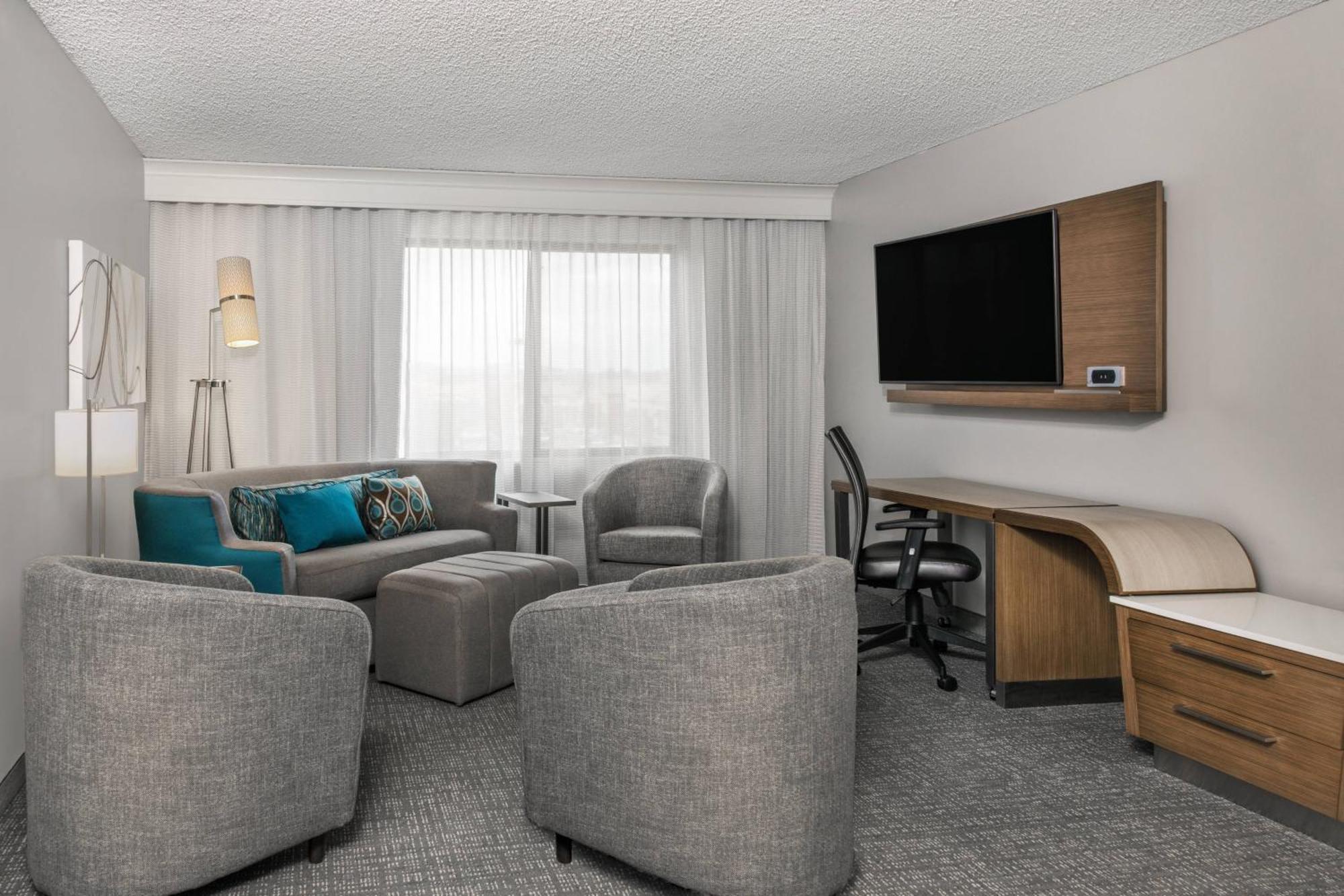 Courtyard By Marriott 3* Reno