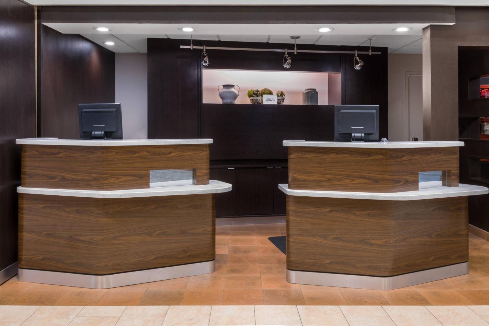 Courtyard By Marriott 3*