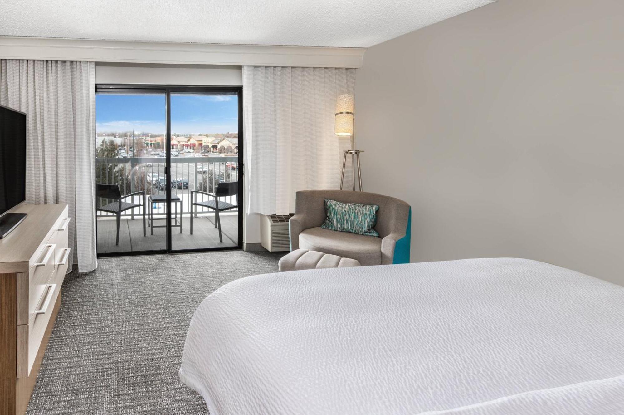 Courtyard By Marriott Reno