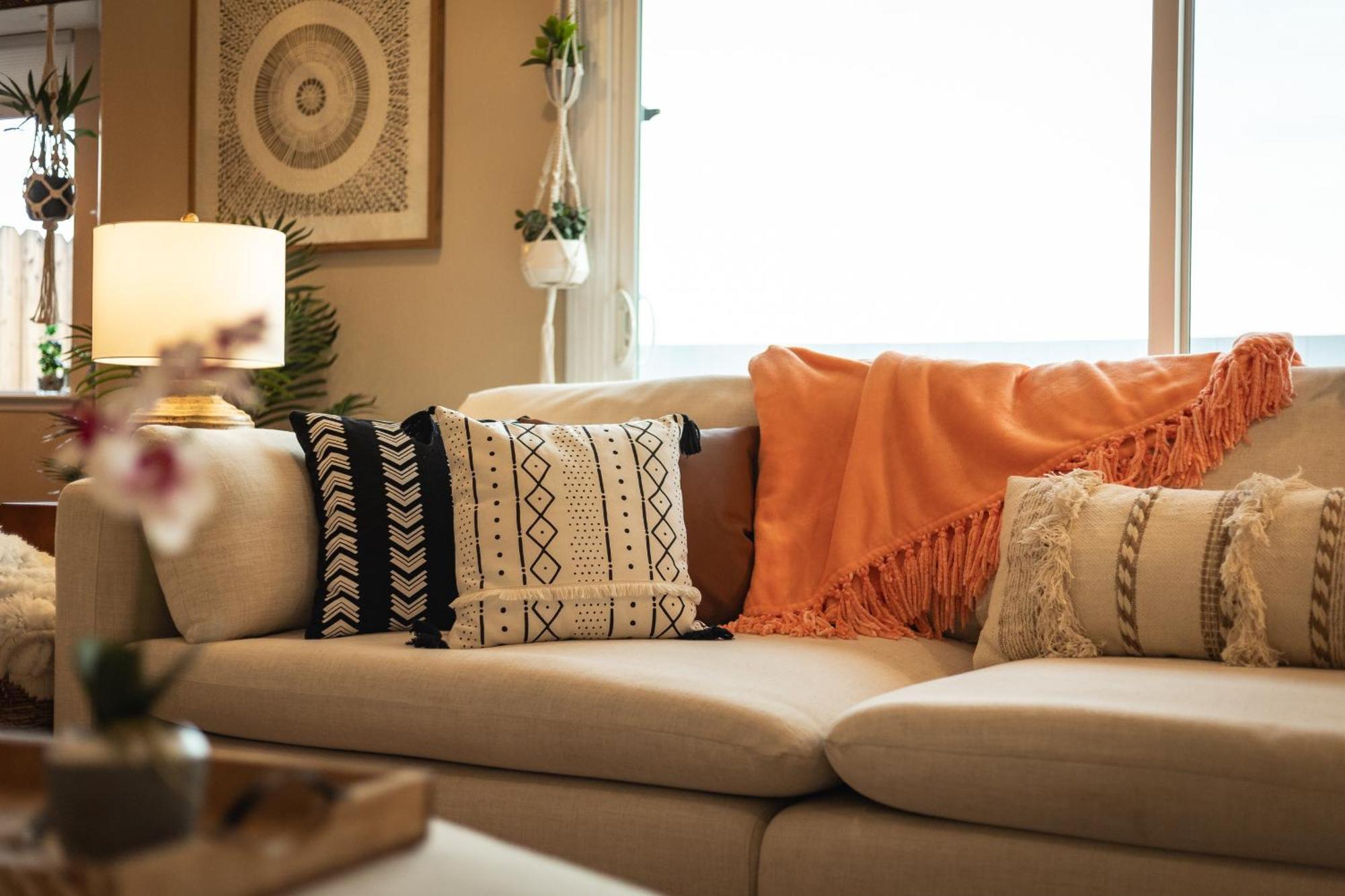 Apartment Furnished Away From