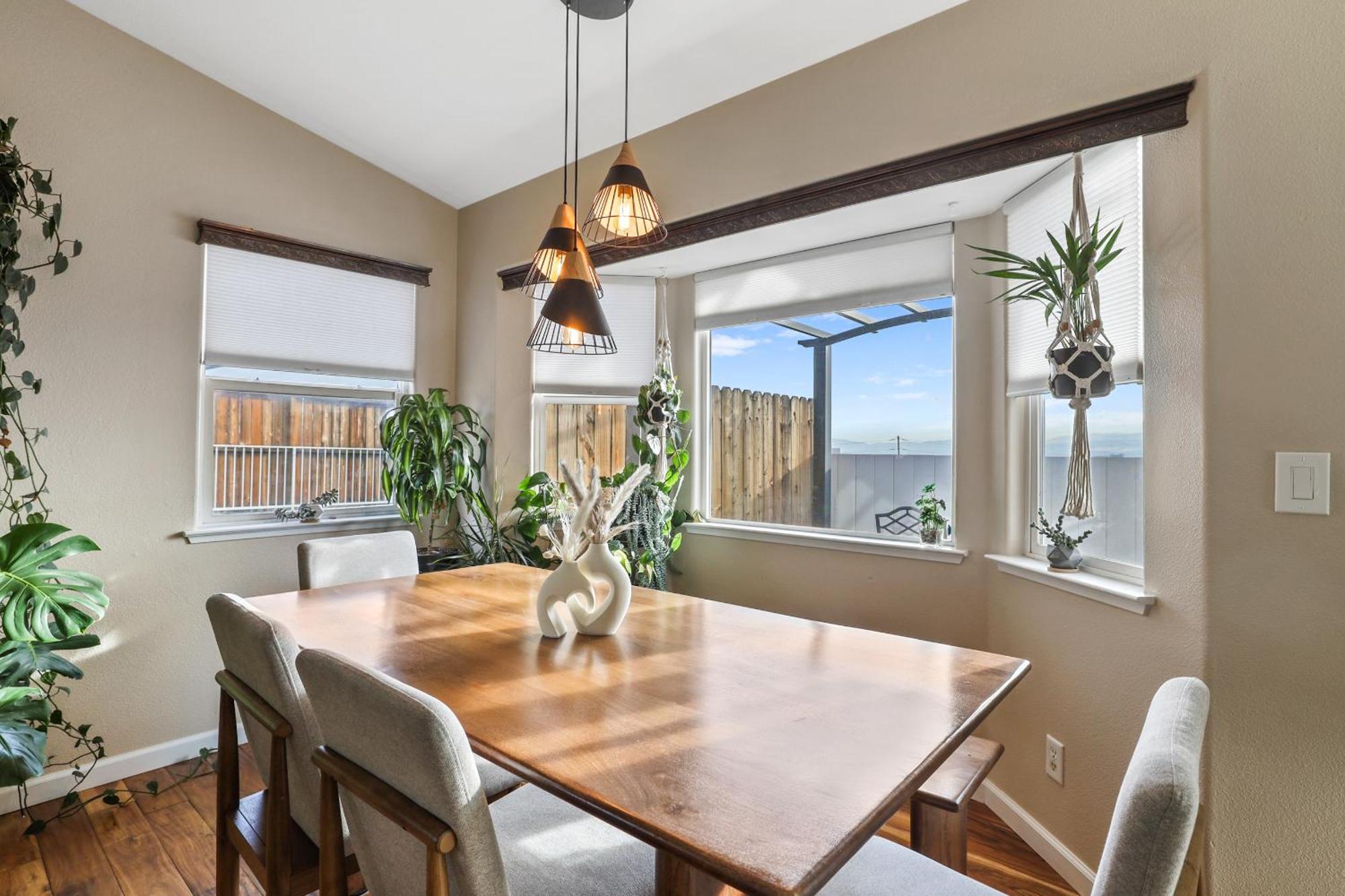 Furnished Away From * Reno