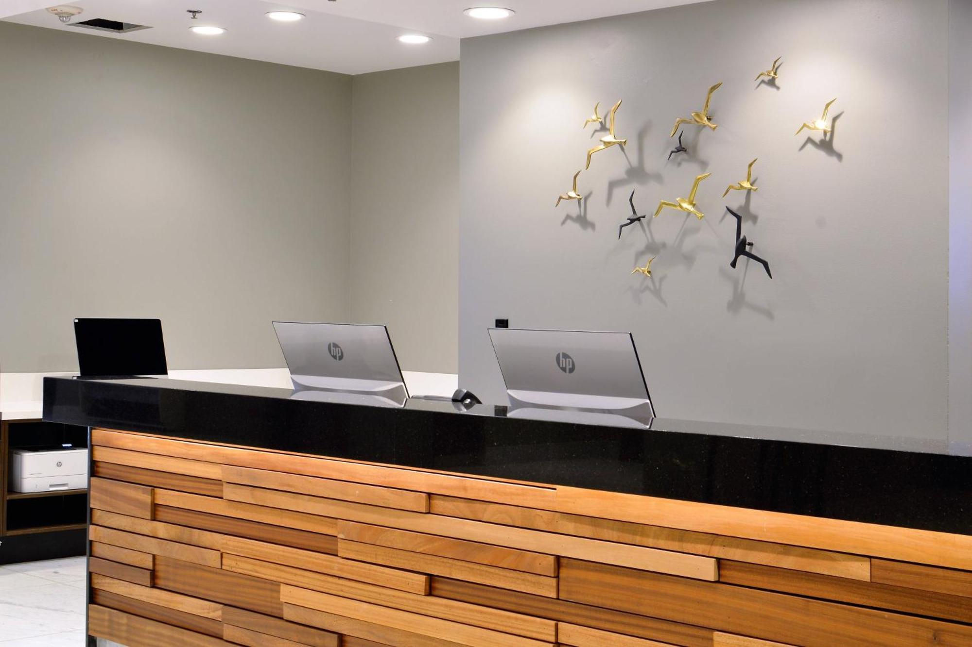 Renaissance Downtown & 4* Reno