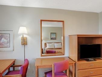 Hotel Americas Best Value Reno