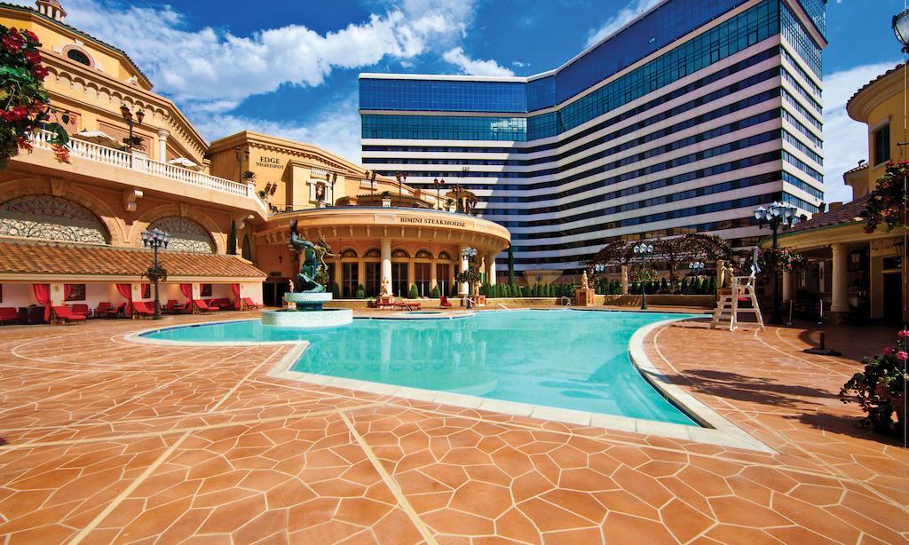 Peppermill Casino 4*