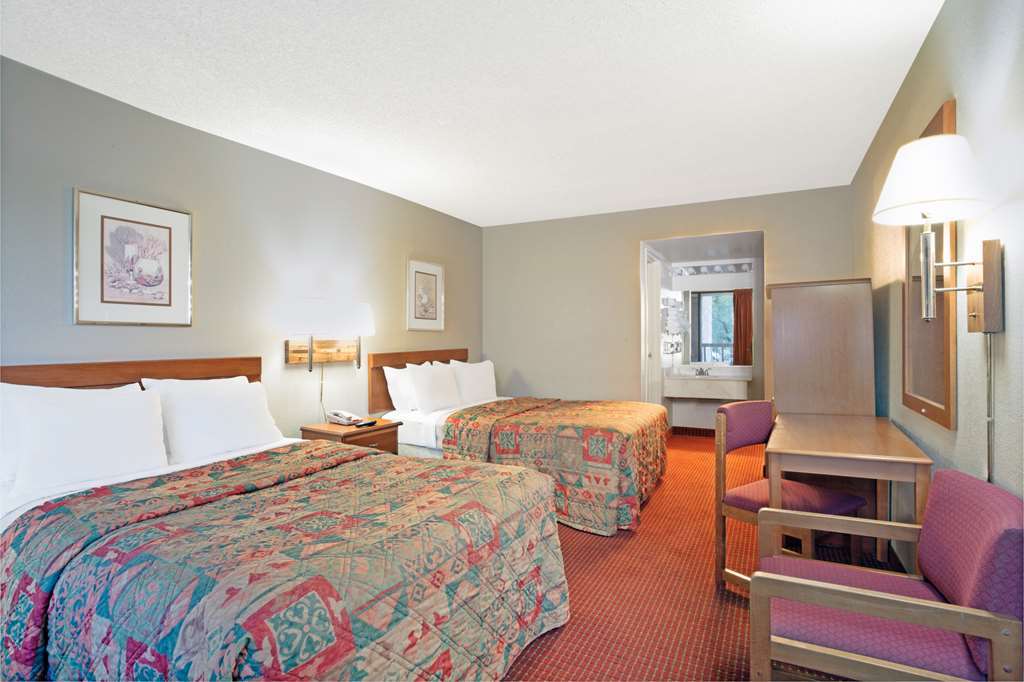 Hotel Americas Best Value Inn 2*