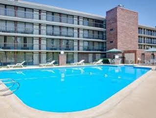 Americas Best Value Hotel Reno